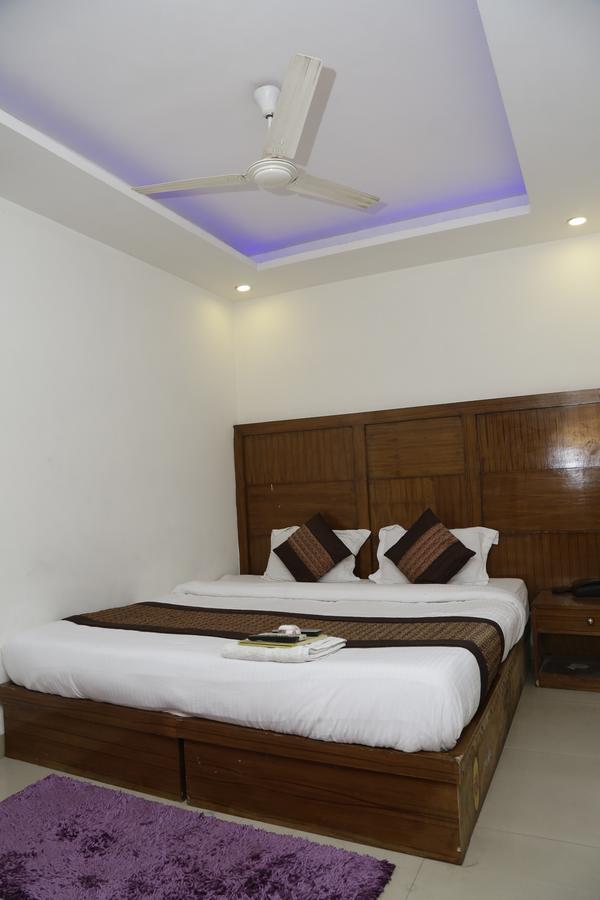 Vishal Hotel By Comfort Rooms Nueva Delhi Exterior foto