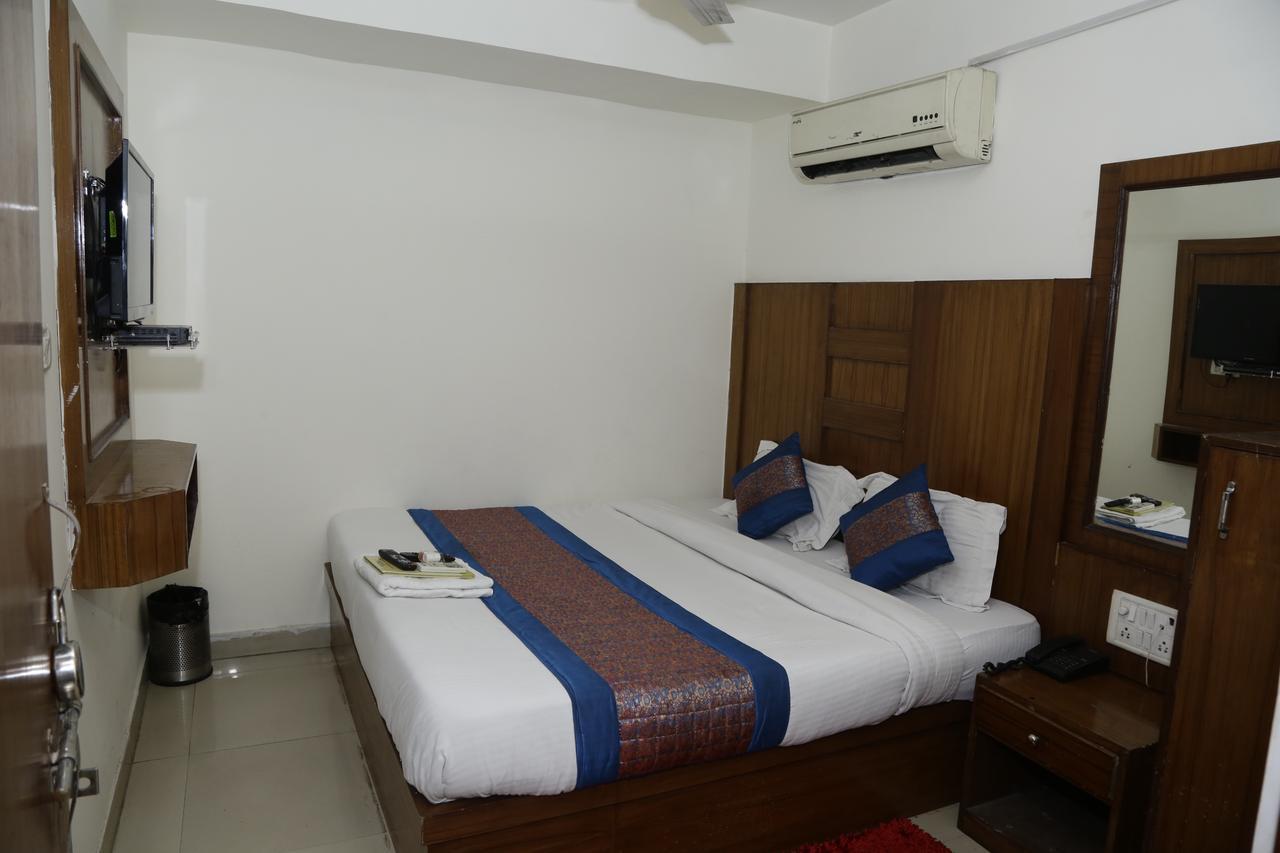 Vishal Hotel By Comfort Rooms Nueva Delhi Exterior foto