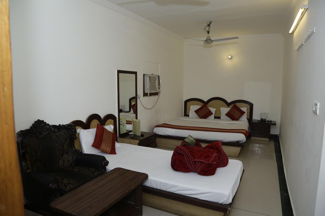 Vishal Hotel By Comfort Rooms Nueva Delhi Exterior foto